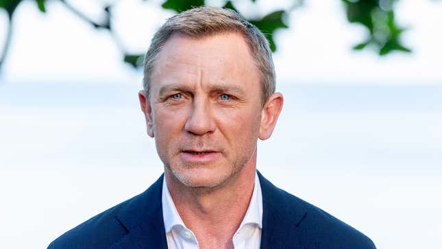 Image for article titled Actors Describe Their Most Dangerous Action Movie Stunts